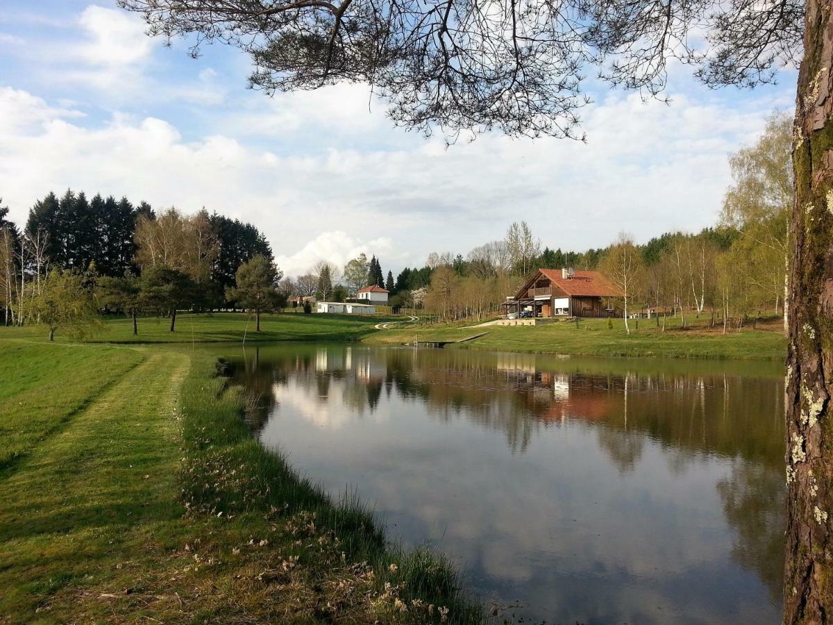 Lieux-Au-Lac Augignac Exteriér fotografie